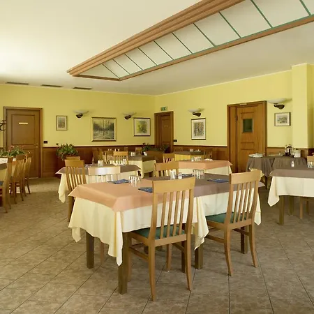 호텔 San Carlo 3*